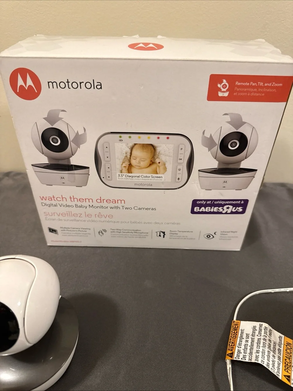 MOTOROLA VIDEO BABY MONITOR 2 Cameras, 3.5